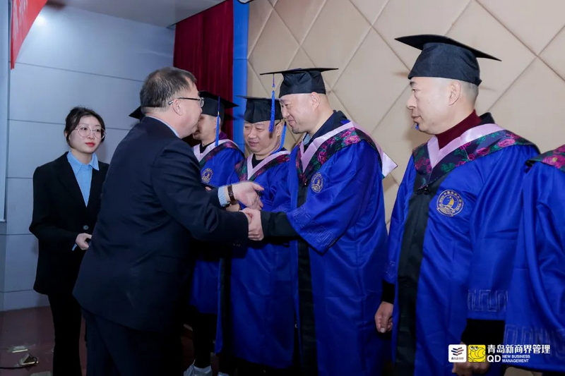 1679810456607648.png 追梦不止 向光而行 _ 青岛新商界26班结业典礼圆满结束-012-SUYE4160_调整大小.png