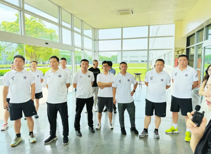 青岛新商界足球俱乐部盐城研学：体育竞技与企业参访的融合之旅