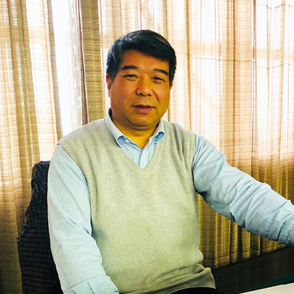 陆满平